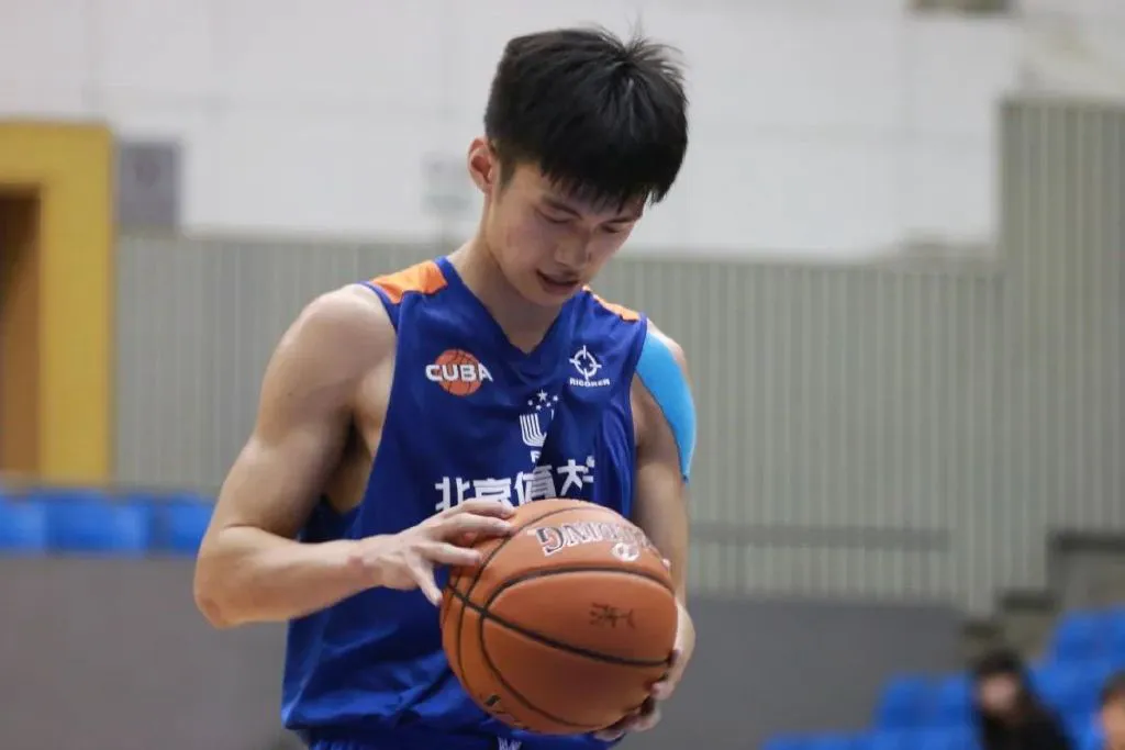 幼儿篮球训练内容与要求有哪些?_1